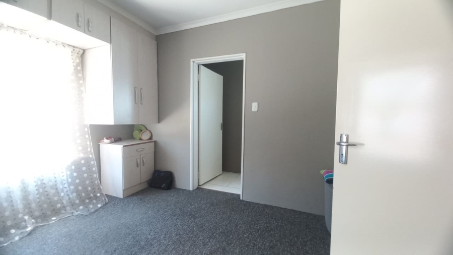 To Let 3 Bedroom Property for Rent in Raceway Free State
